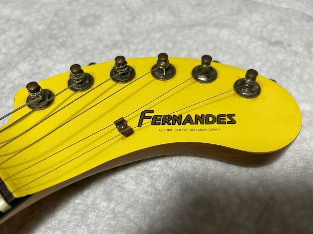 FERNANDES ZO-3 アンプ内蔵ミニギター　イエロー 「ジャンク品」
