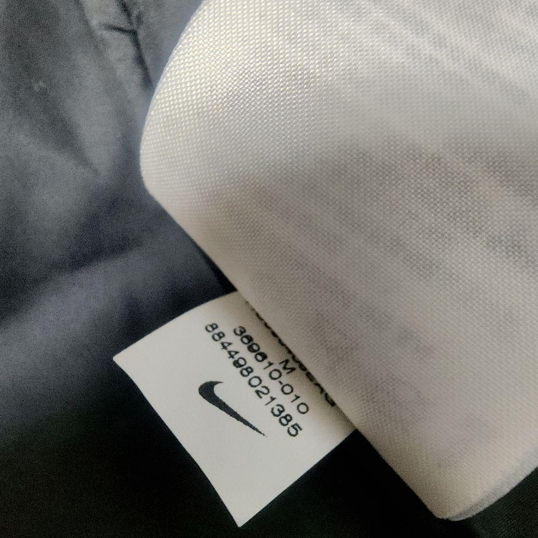 ナイキ　サッカー　マンチェスターユナイテッド　ダウンジャケット　中綿ジャケット