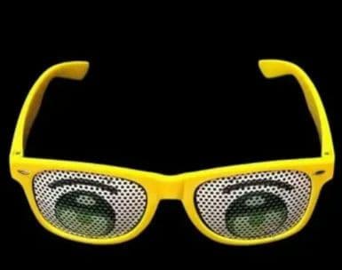 ぷりっつ 6時のおやつ AMPTAKxCOLORS サングラス