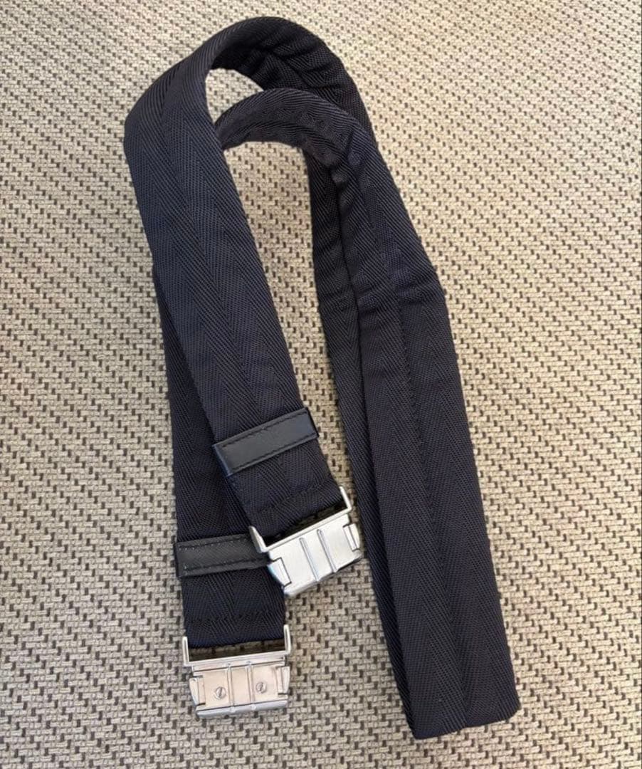 PRADA ブラック ボストンバッグ　ビジネスバッグ　プラダ