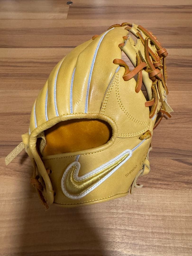 【キャメル】ナイキ 硬式グローブ 内野手用 SHADO ELITE 謝道