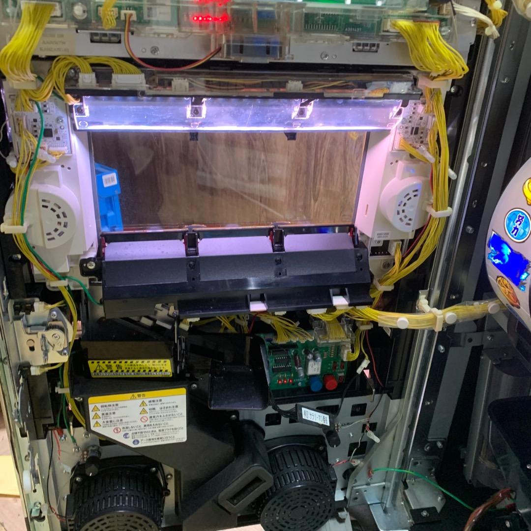 断捨離ドットコムJ734 大都技研 サラリーマン番長 押忍！スロットマシン