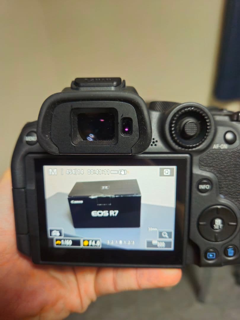 Canon EOS R7 ミラーレス一眼カメラ セット