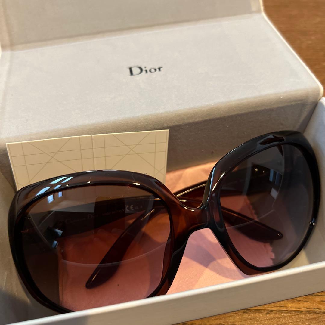 Dior GLOSSY1 ブラウン サングラス ゴールドロゴ
