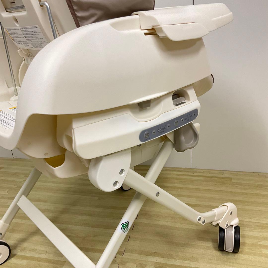 綺麗！コンビ ネムリラ オートスウィング エッグショック 電動スウィング