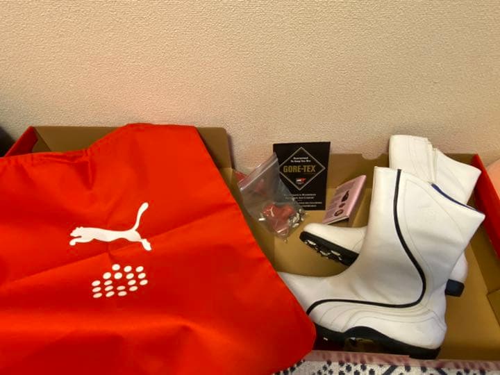 ⭐新品未使用(訳あり)　PUMAゴルフブーツ