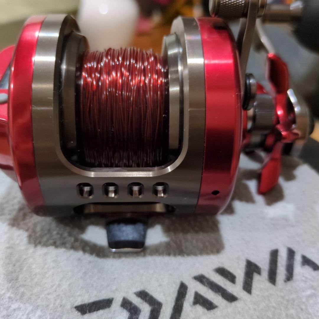 DAIWA 幻覇王30　両軸リール デジタル表示付き