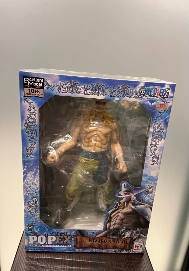 【新品未使用】ワンピース フィギュア pop 白ひげ　Ver.0