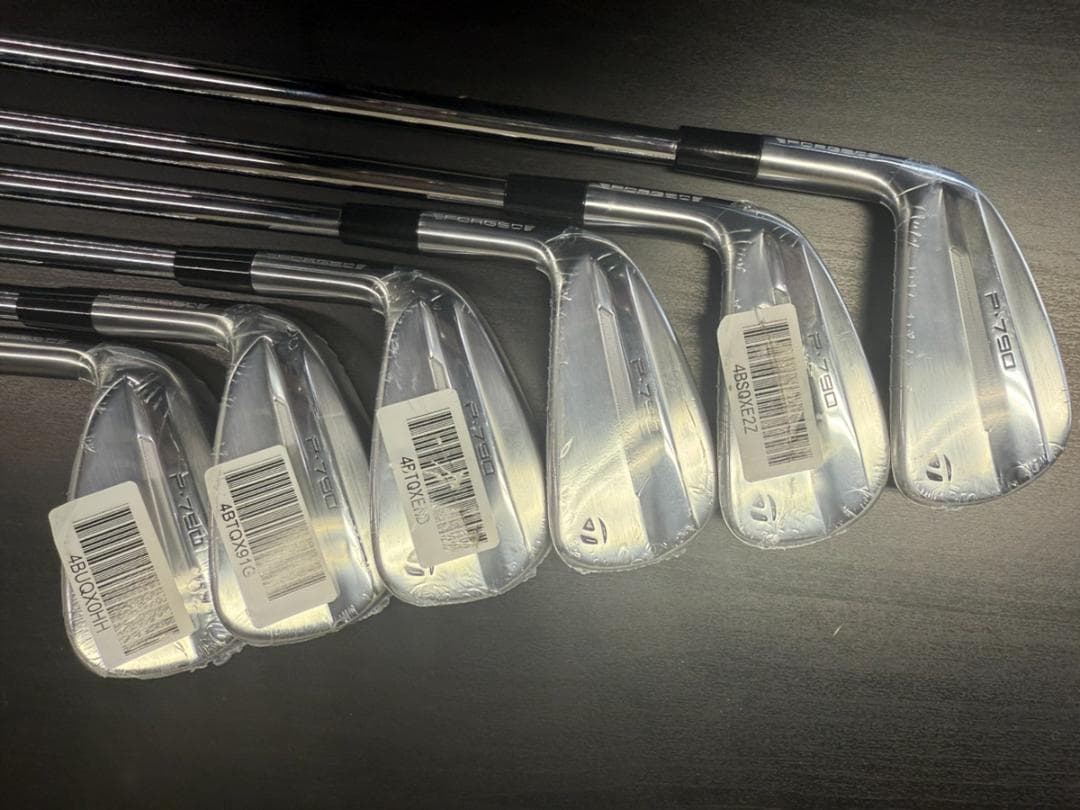 【レフティ】新品 テーラーメイド P790（2025）5-P 6本セット