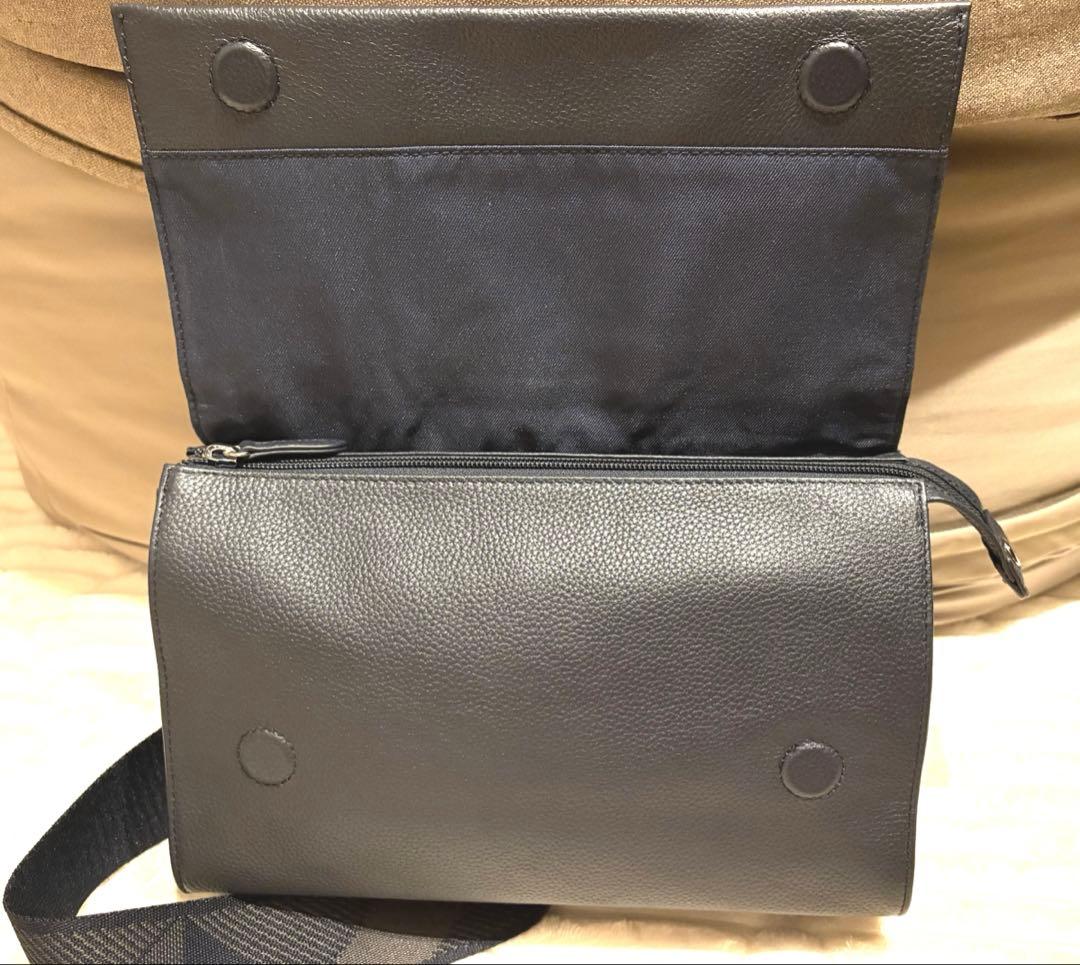 ear PAPILLONNER 本革　ワイドテープショルダーバッグ/ボディバッグ