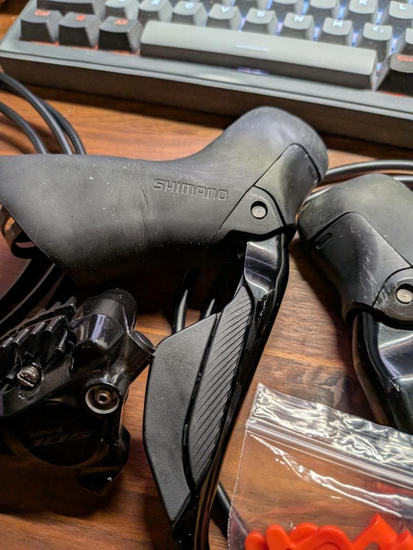 シマノ 105 di2 ST-R7170 BR-R7170　油圧ブレーキ　STI