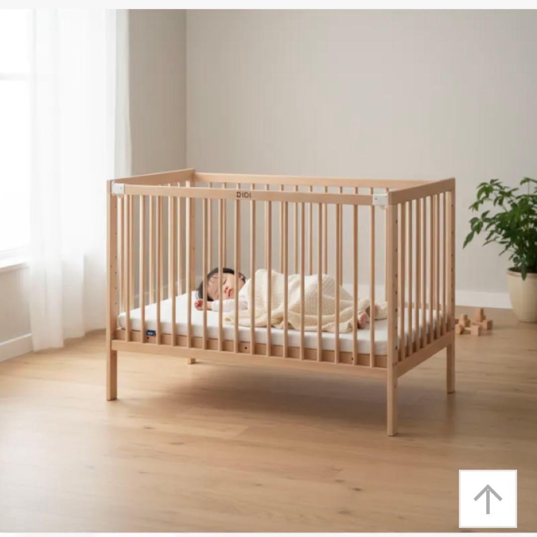 【学習机にもできる】DIDI 木製　ベビーベッド キャスター付き　高さ調節可能