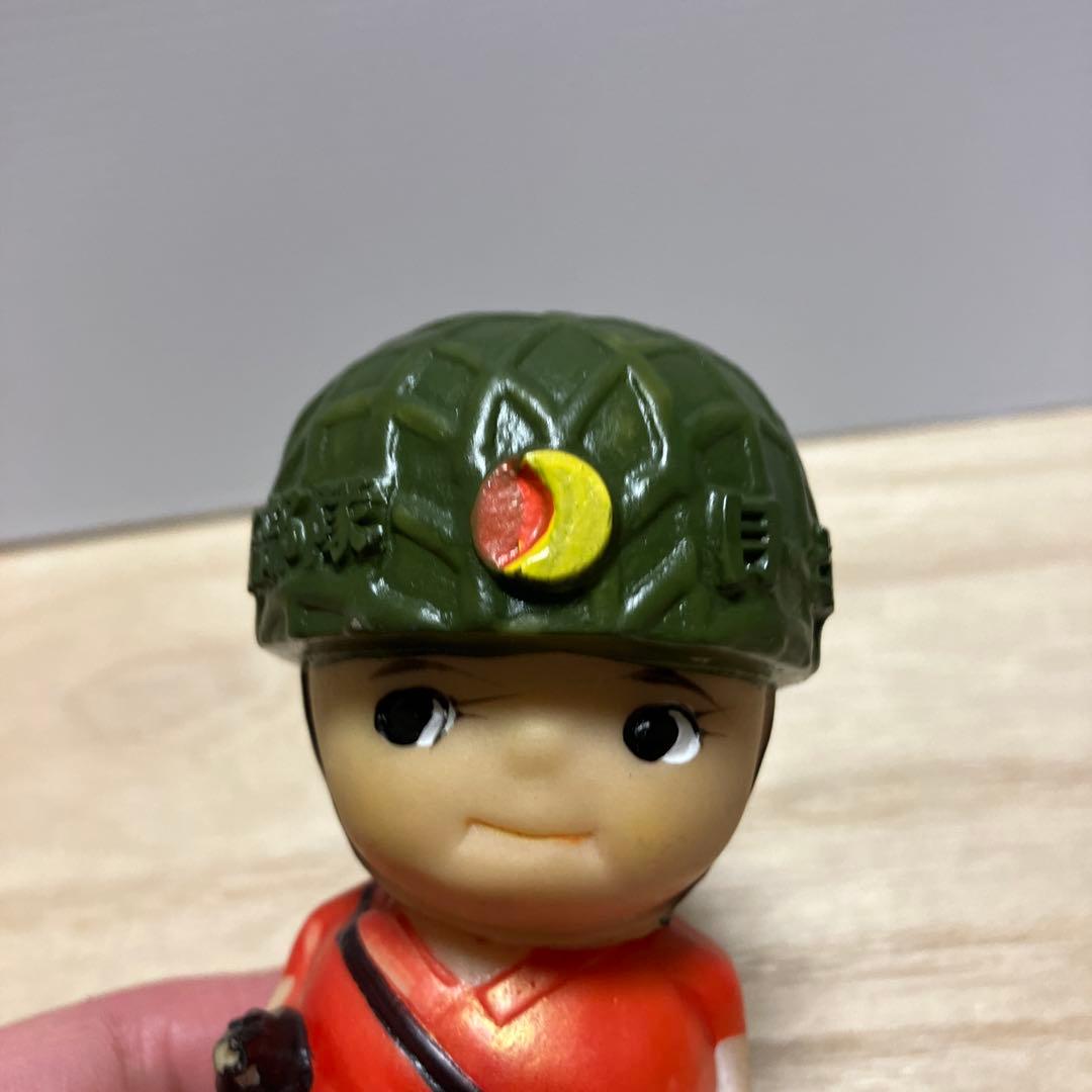 E-壁 ケロちゃんコロちゃん ソフビ貯金箱 自衛隊隊員風 フィギュア