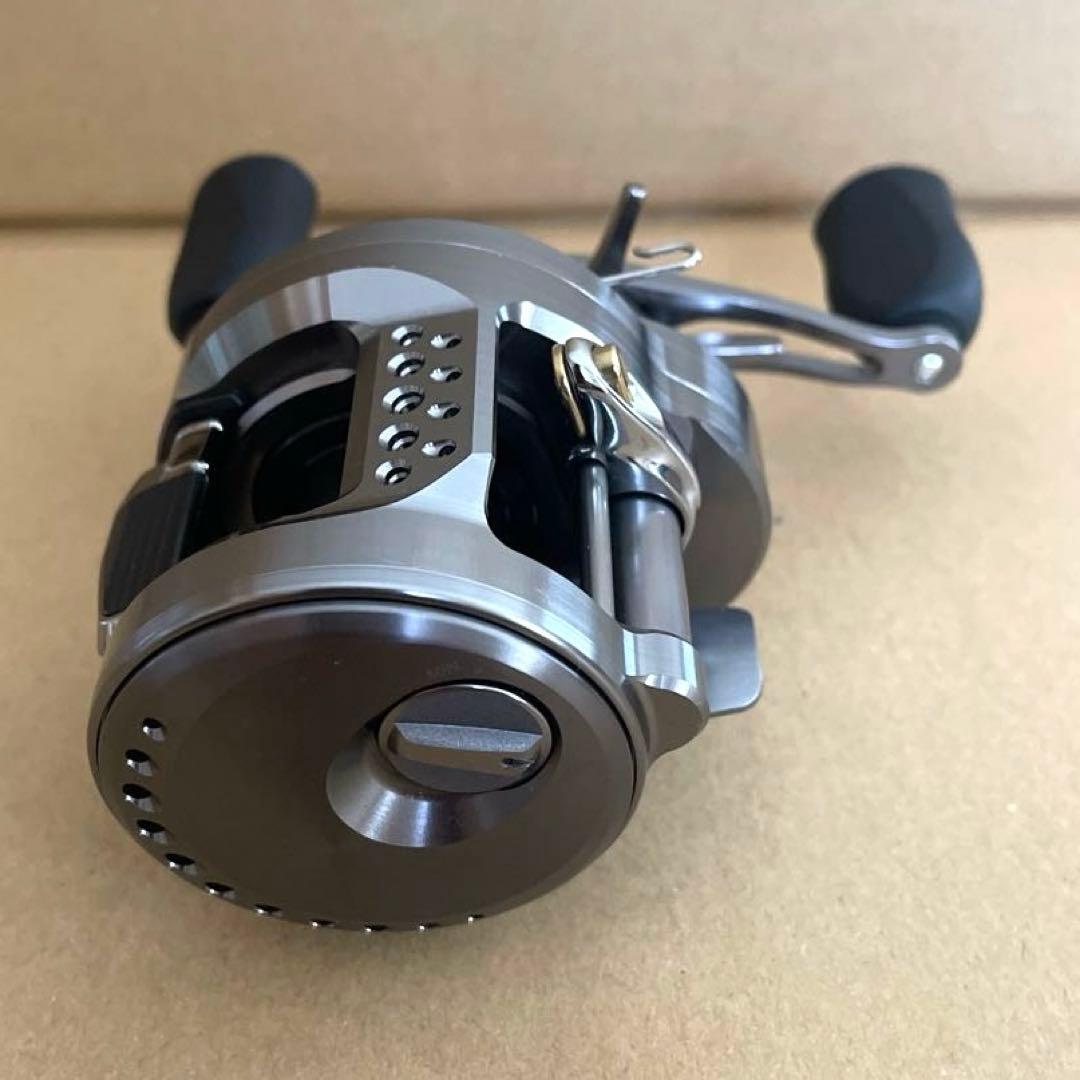 【美品】シマノ 23カルカッタ BFS XG カスタム 中古