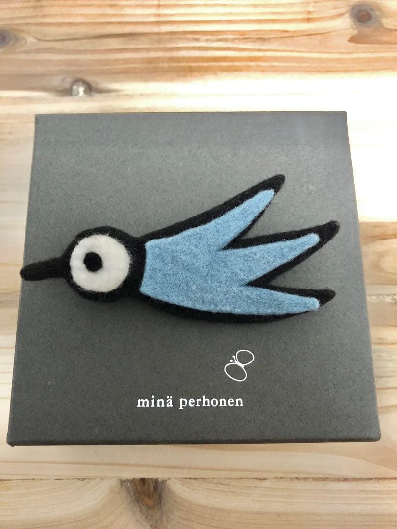 minä perhonen ブローチ　joy-tori