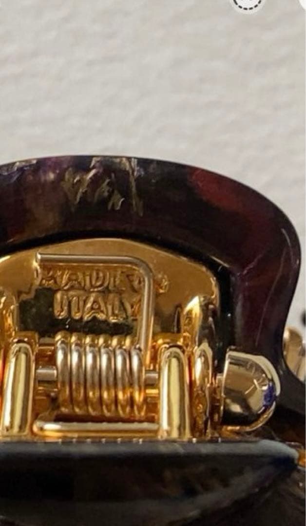 ハル猫・プロフ必読完売品　acca クリスタルリーブスクリップ