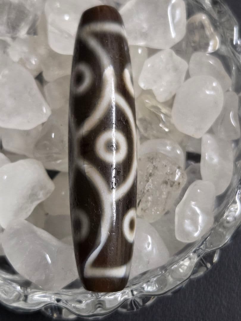 989　天珠　九眼天珠　魚鱗　龍鱗　蓮座　　dzibeads！