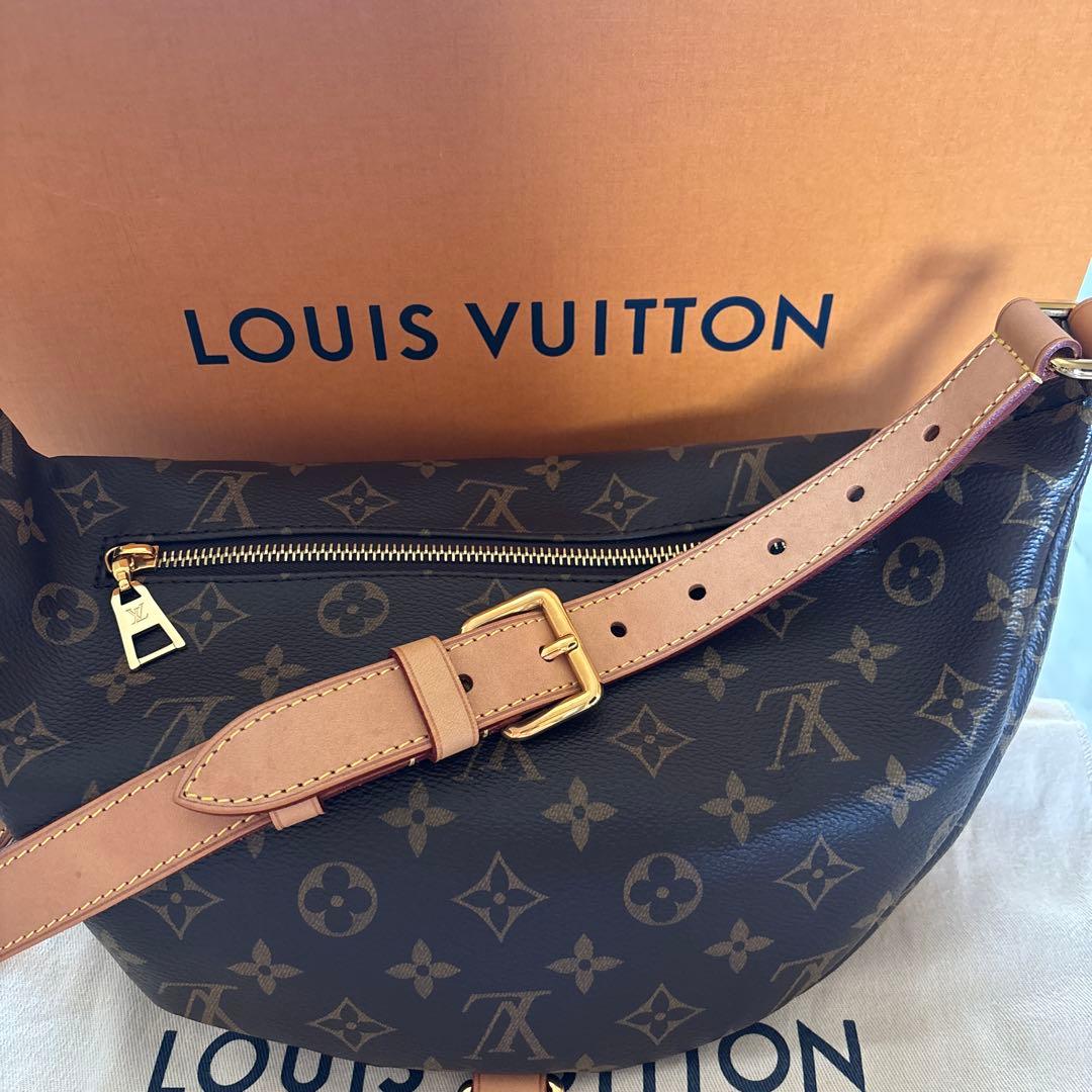 ルイヴィトン　モノグラム　バムバッグ　ボディバッグ　ウエストポーチ