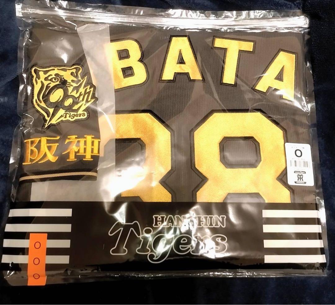 阪神タイガース　小幡竜平　OSAKA ブラックダイナマイト　ユニフォームO