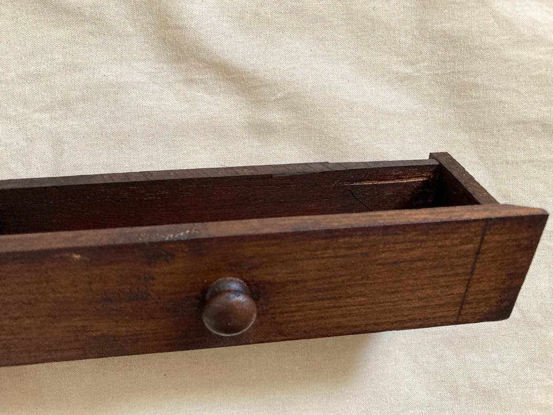 最終価格　未使用　アジアンエスニック素敵♪タイ工芸キャビネット付テーブルランプ