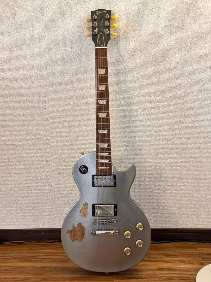 ど*り様 Gibsonギブソン/Les Paul Studio Silver P