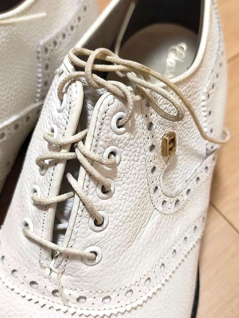 値下FootJoy class ホワイト　中古
