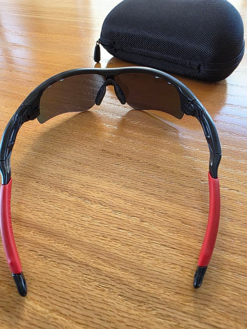 OAKLEY RADAR LOCK ブラックメタリック