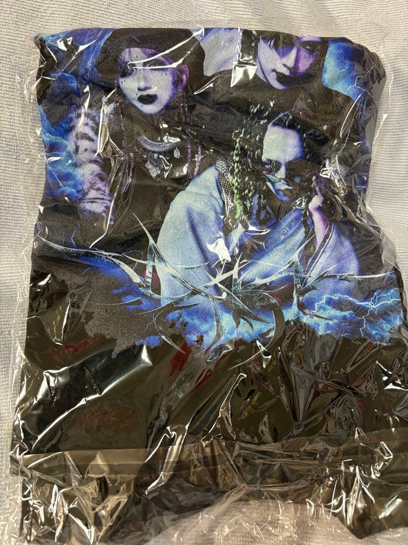 キズ 単独公演「星を踠く天邪鬼」Tシャツ　実写