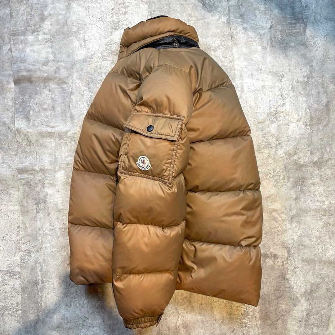 MONCLER モンクレール Basile バジーレマヤ 型 ダウンジャケット