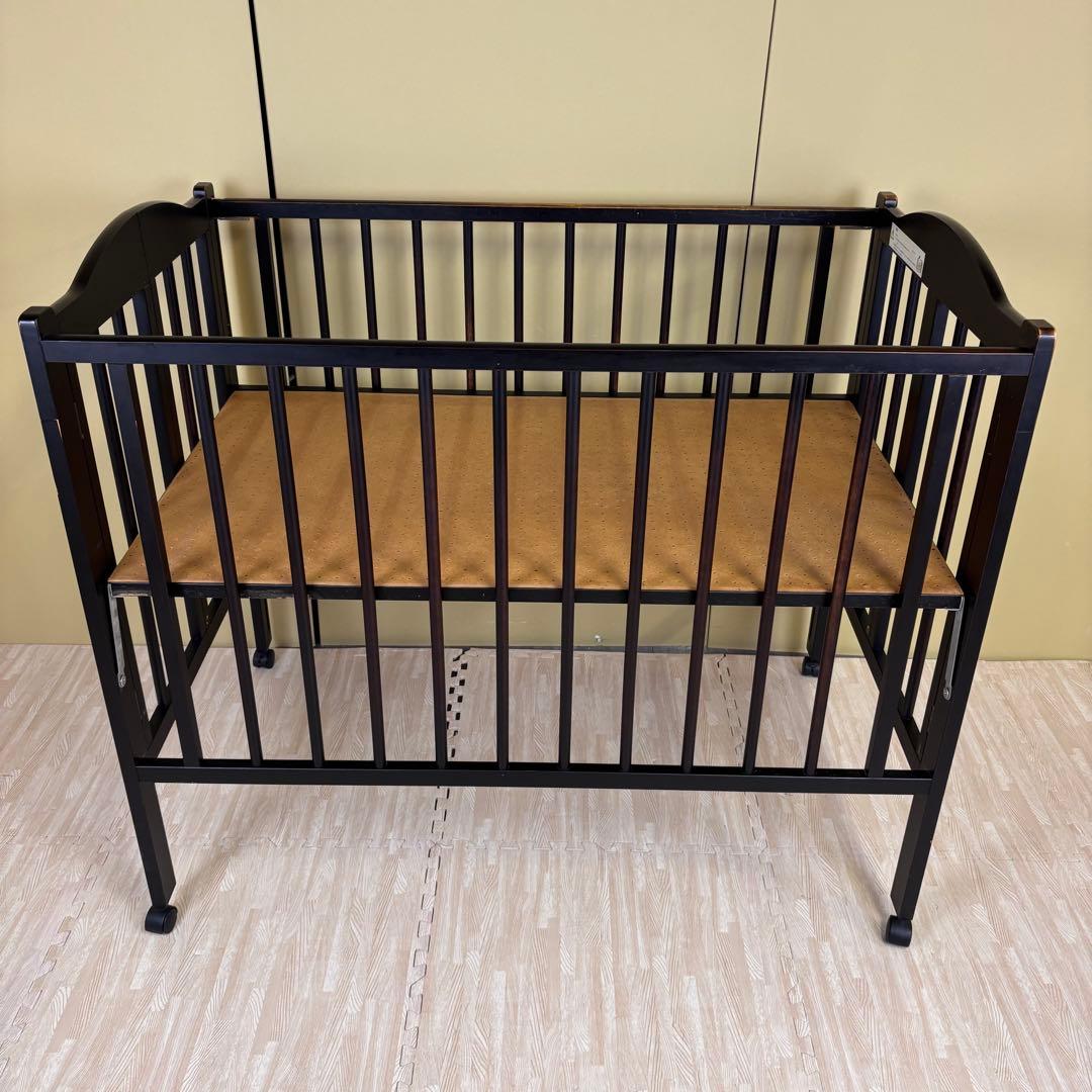 ☆除菌清掃済☆　スリーピー　折りたたみベビーベッド　ハイタイプ　ダークブラウン