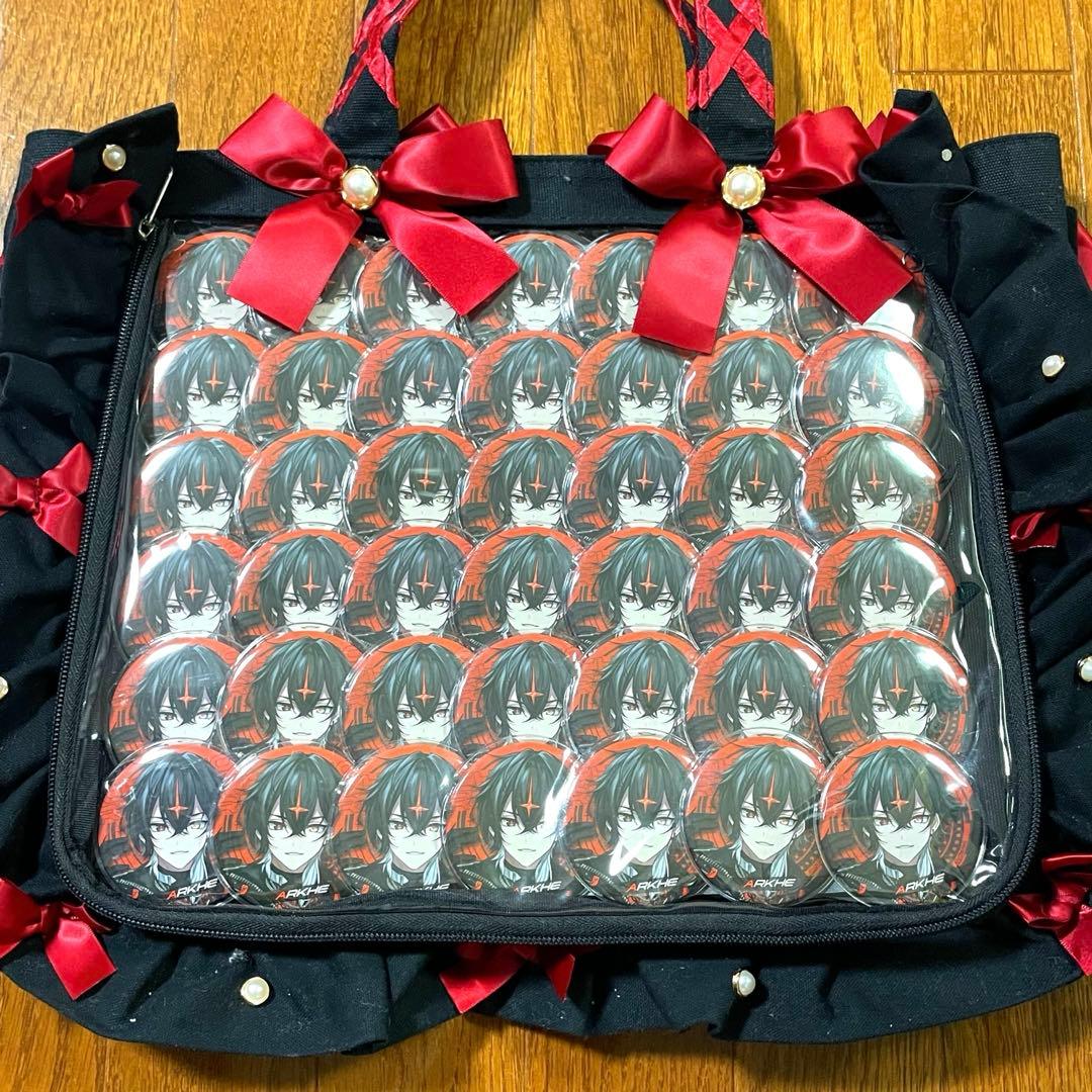 クロノヴァ　アルケー　缶バッジ ＆ ザッカマート A4痛バッグ　セット