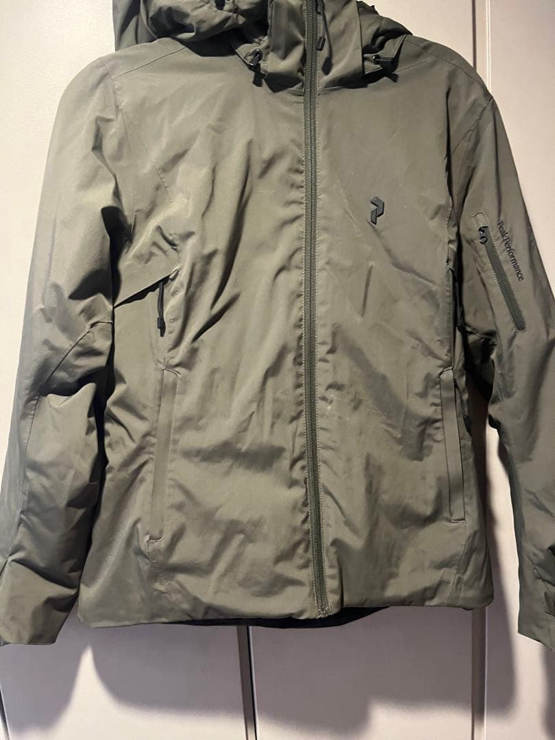 【クリーニング済/格安】Peak Performance Anima