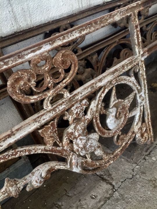 100年前 フランスアンティーク ペンキの剥がれた アイアン