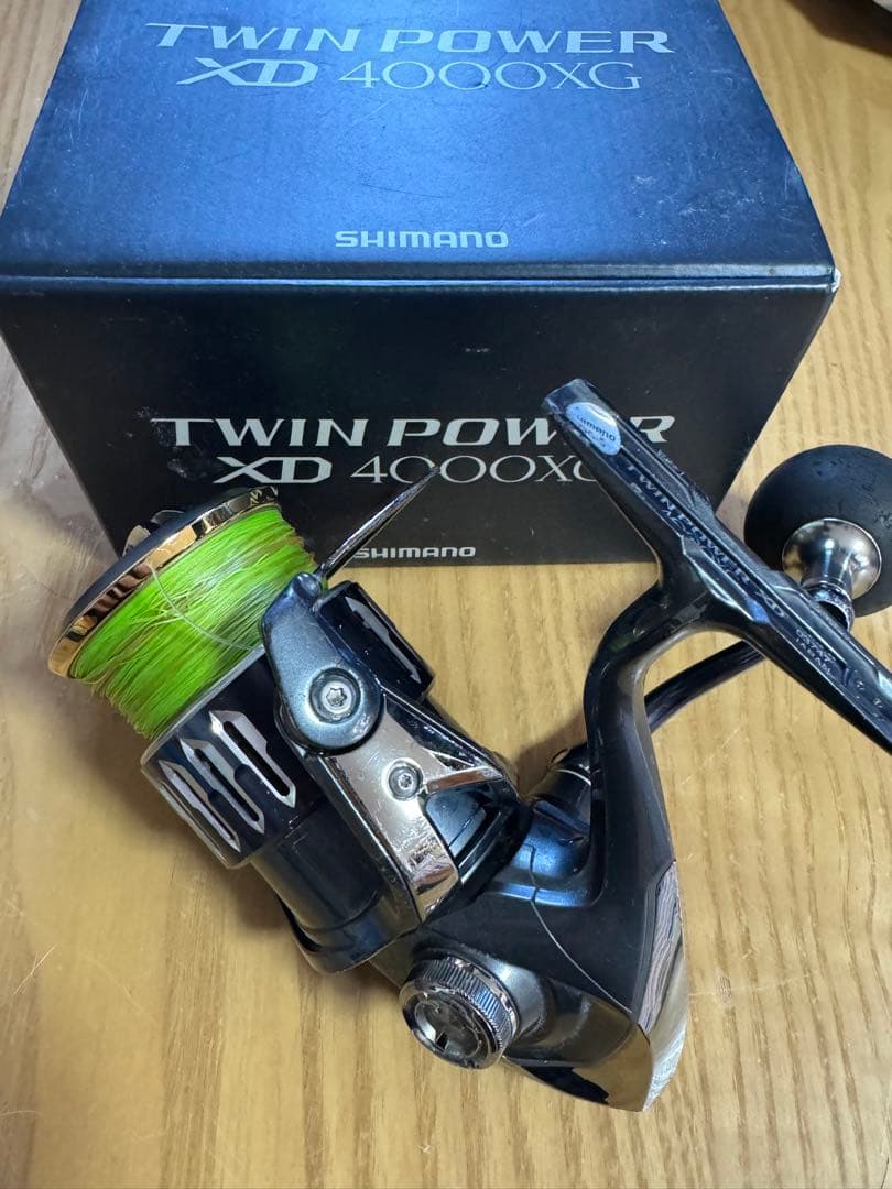 ツインパワーXD4000XG シマノ　リール