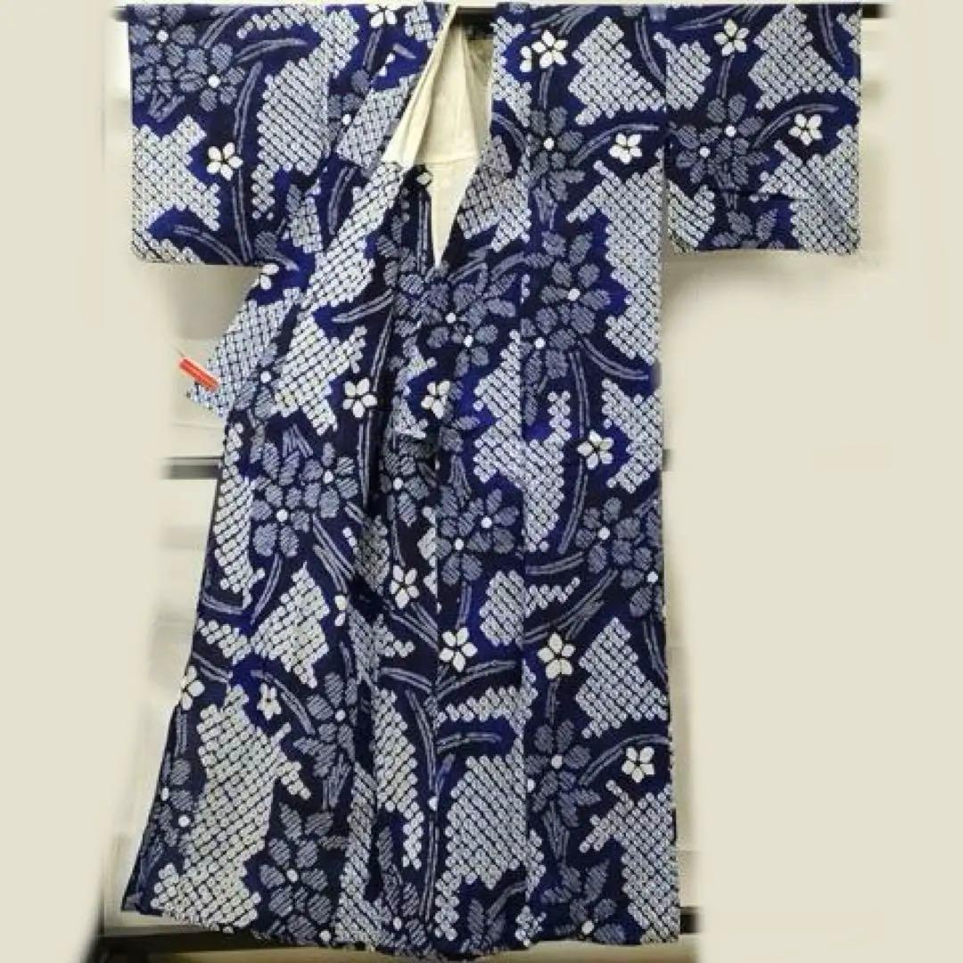 有松絞り　浴衣　蜘蛛絞り　青白紺　ブルー　有松鳴海絞り　花文様　ワントーン