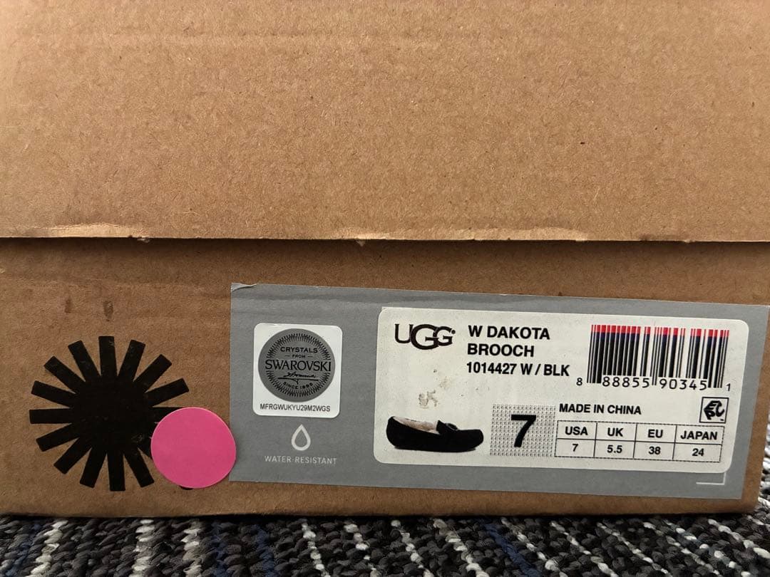 UGG ダコタ ブラック モカシン