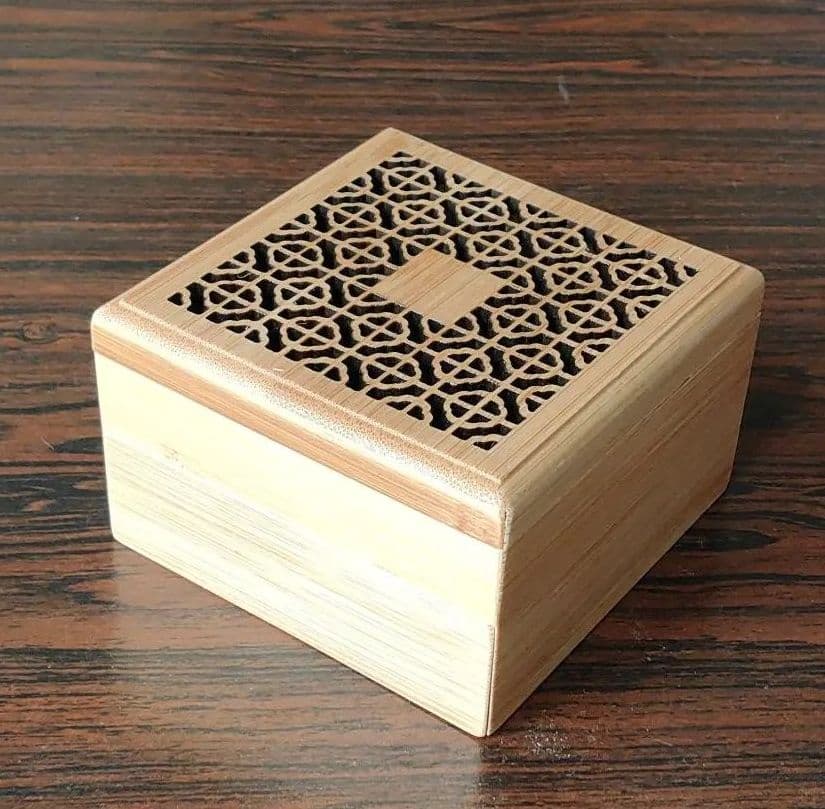 あると便利なキャンプグッズ 竹製 香炉 引出し付き