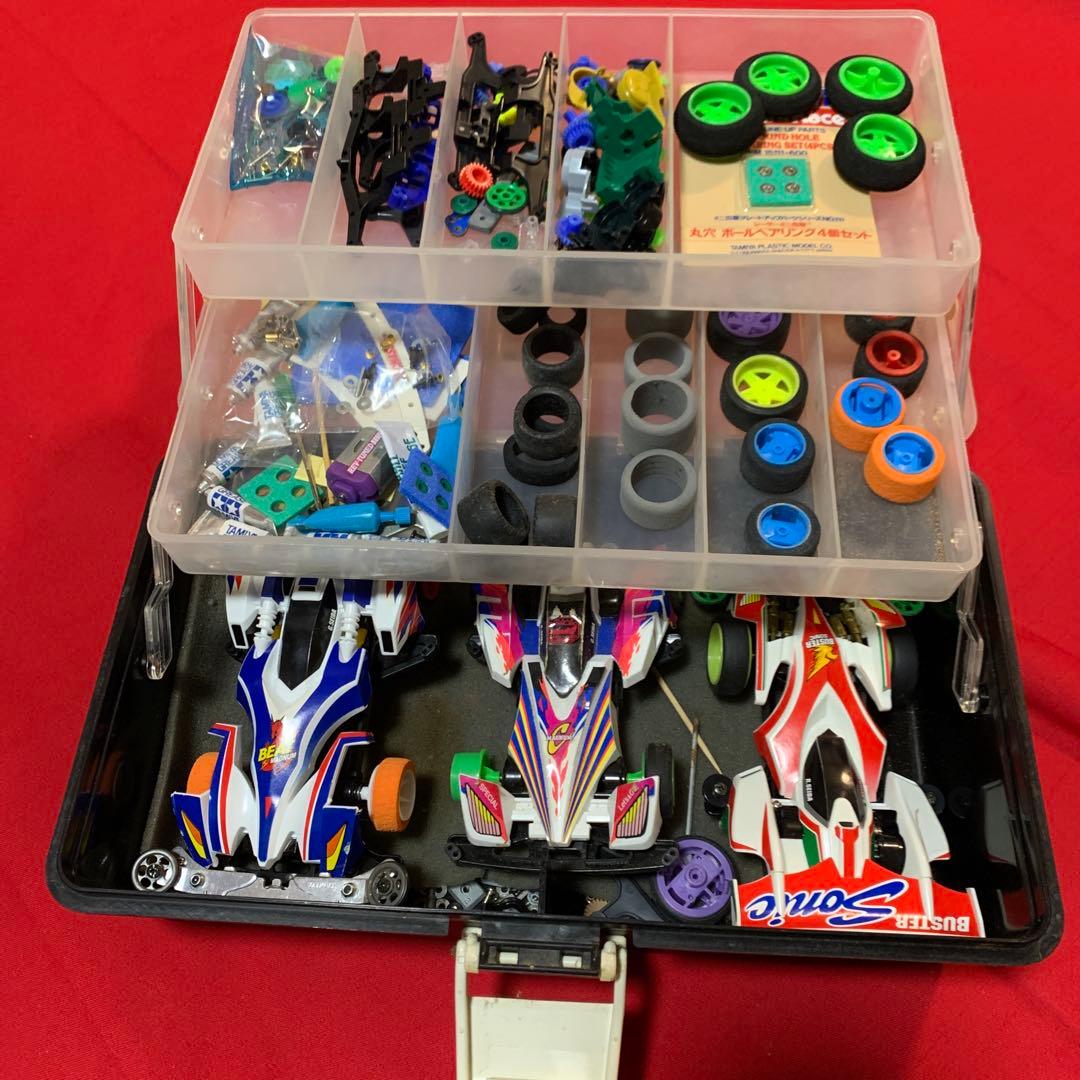 ミニ四駆セット（Bergkaiser, Diosarada, パーツ付き）