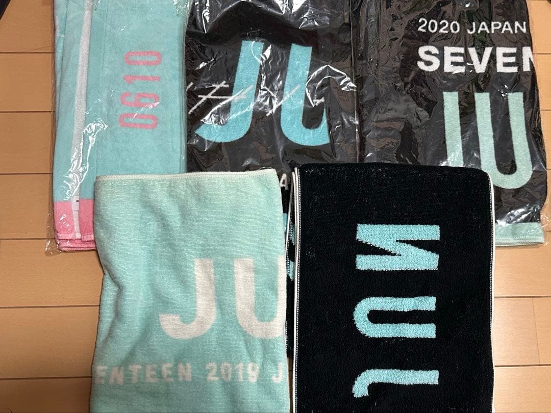 SEVENTEEN JUN まとめ売り トレカスローガンうちわ缶バッジ タオル