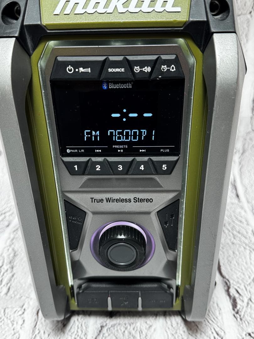 マキタ充電式ラジオ MR005G　オリーブ　ｗ14625-1111-⑤