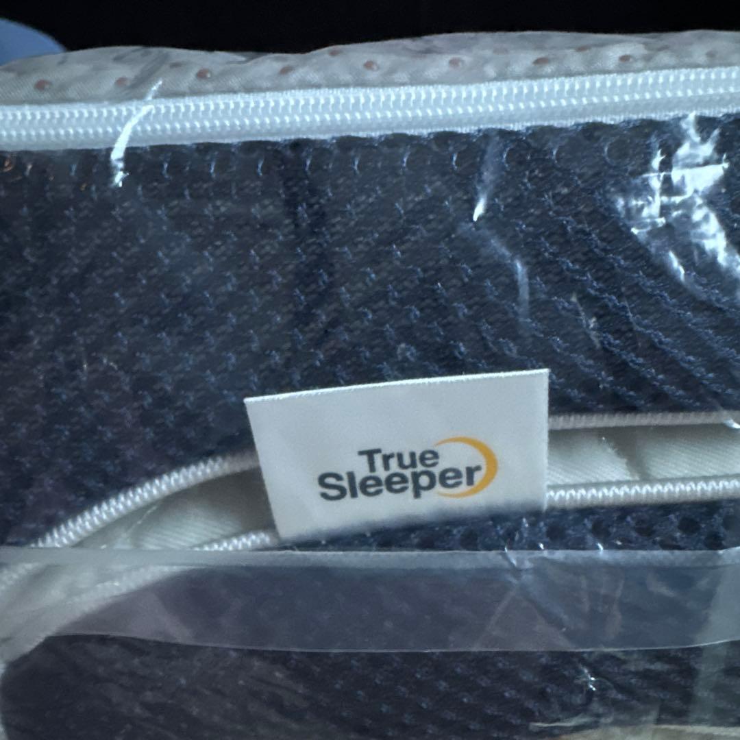 True Sleeper ペットベッド 小・中型犬用