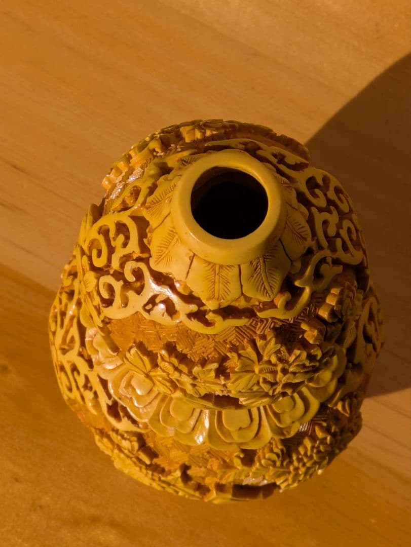 中国 伝統工芸品　一輪挿し？ひょうたん型装飾品　長期保存品