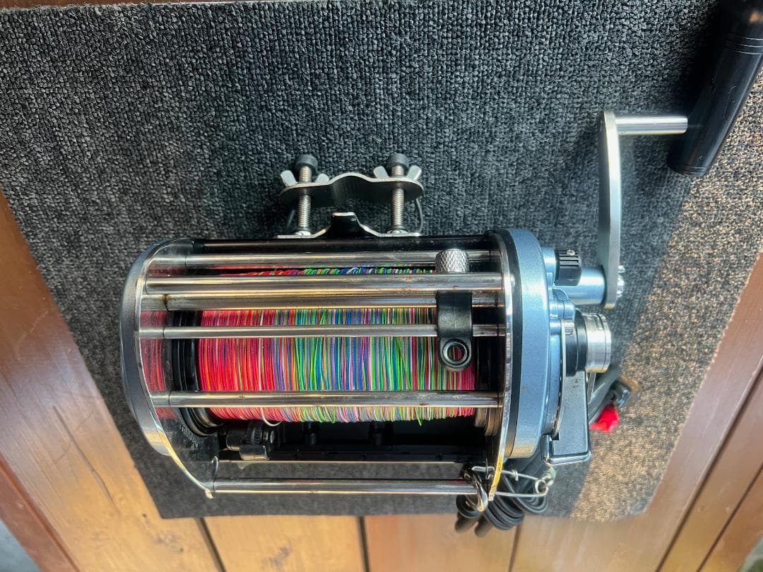 ミヤエポック　コマンド　Z20 24V仕様　中古電動リール　竿受け付　送料込み