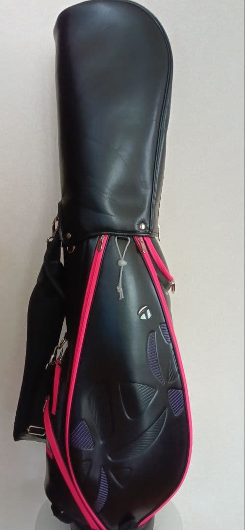 テーラーメイド　レディース ゴルフバッグ軽量