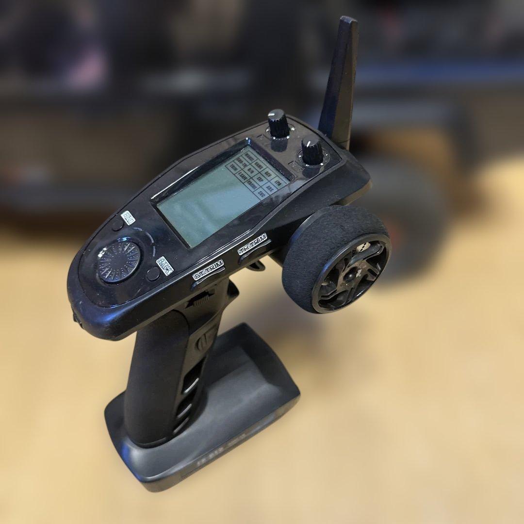 Axial SCX10III Jeep Gradiator クローラーラジコン