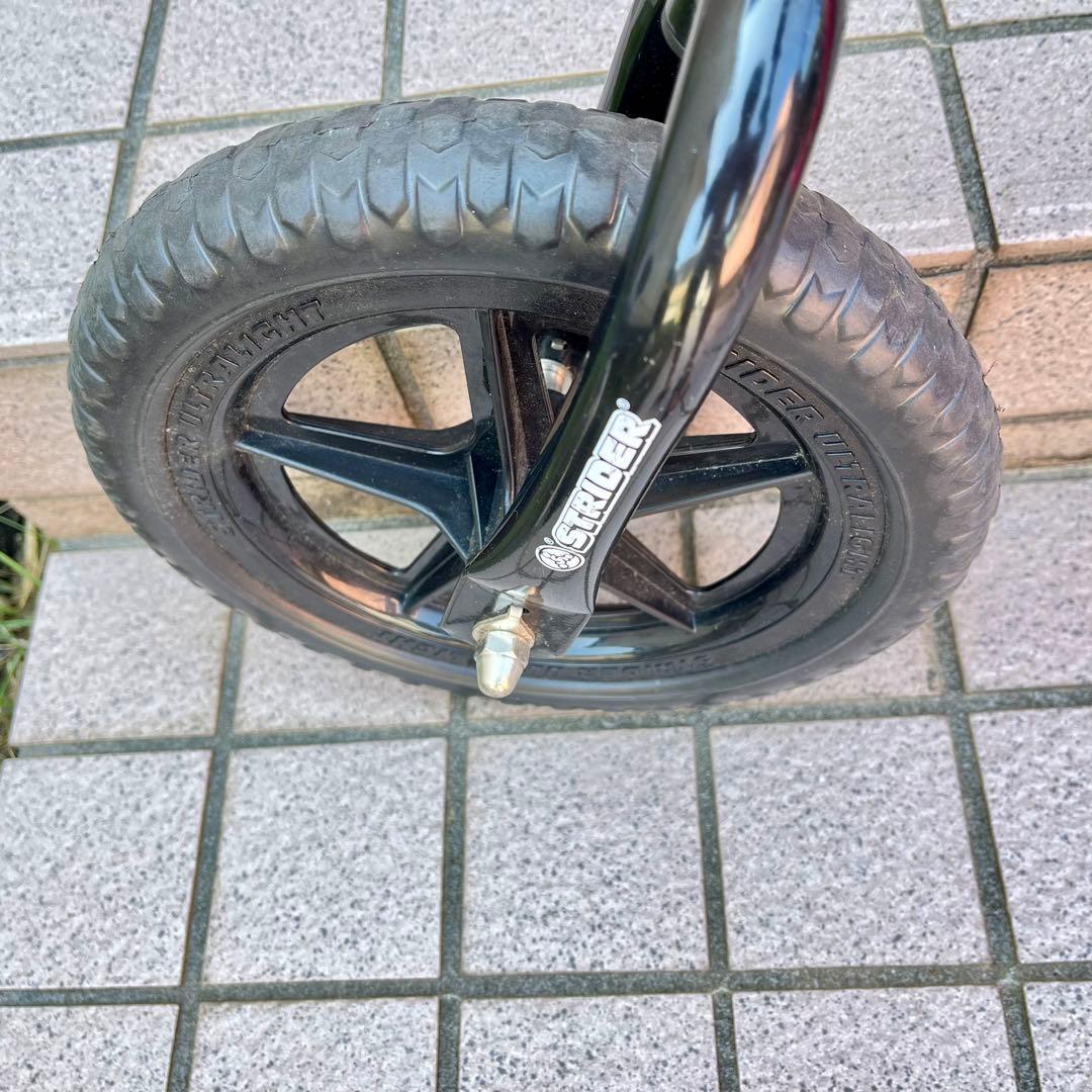 【美品】 STRIDER ストライダースポーツ12インチ ピンク プロテクター付