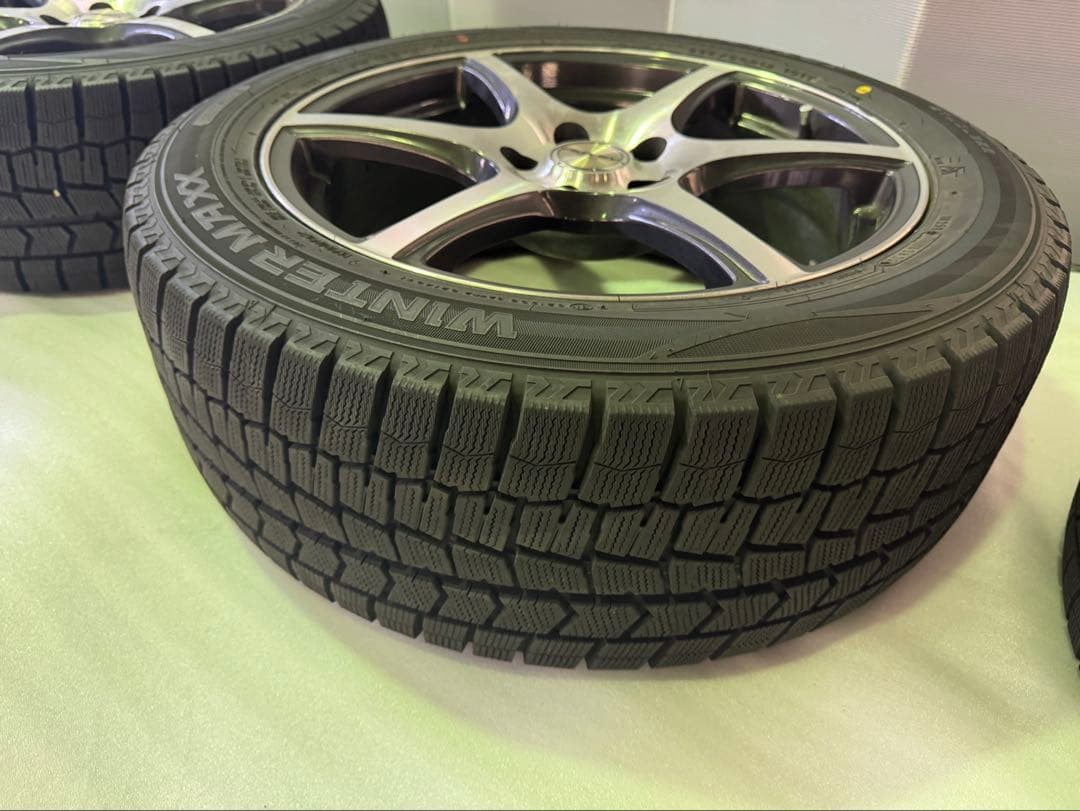 美品_R18_ホイル付スタッドレス_DUNLOP