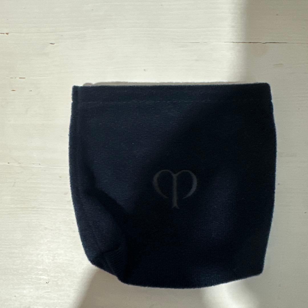 【一度使用】クレドポー ボーテ タンクッションエクラ　ルミヌ　オークル00