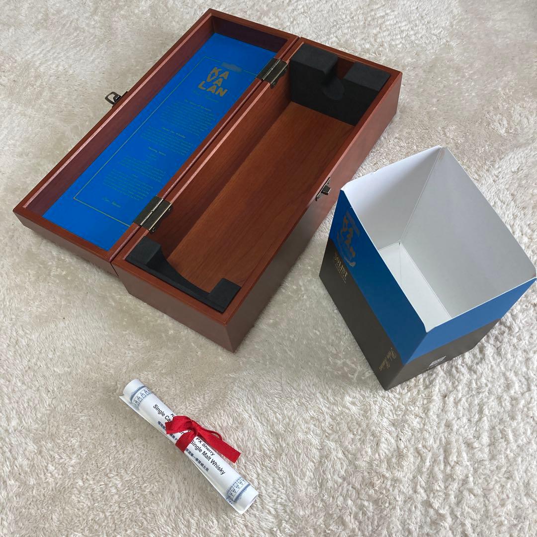 YAVANLAN ウイスキー 木製ボックスのみ