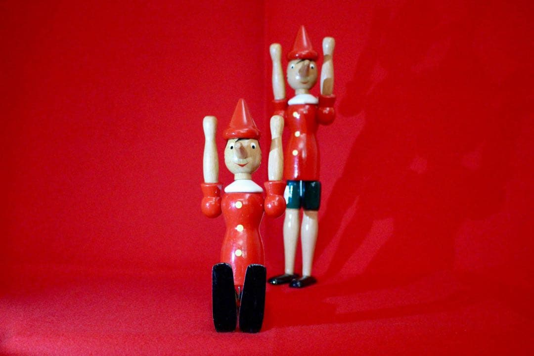 イタリア雑貨・ピエロコレクション【木製　ピノキオ　2体セット】